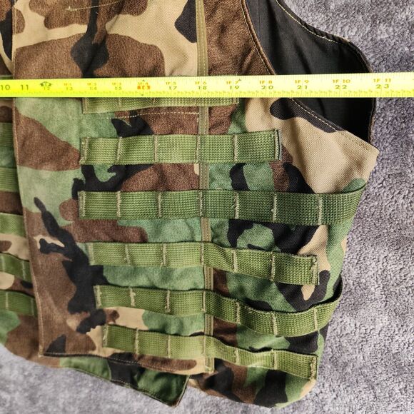 Camouflage Tactical Vest Carrier w/ Inserts Size Large Woodland BDU Display Only - Picture 14 of 15